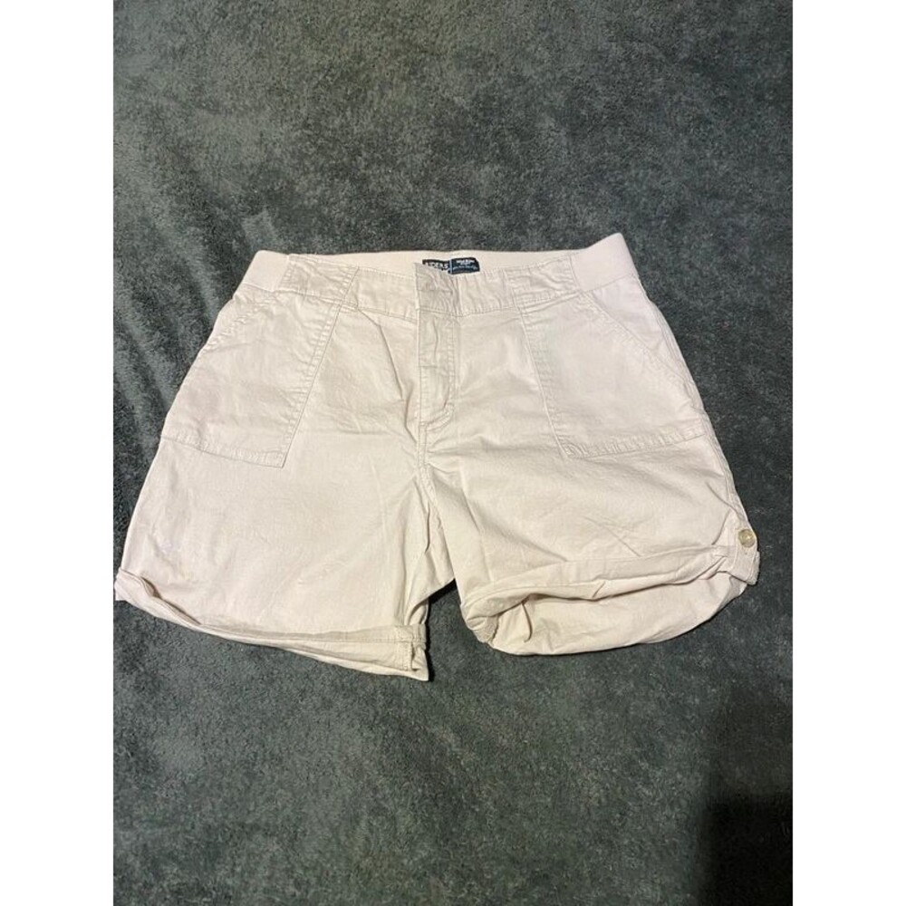 Riders by Lee Beige Mid Rise Cuffed Shorts Size 12 M